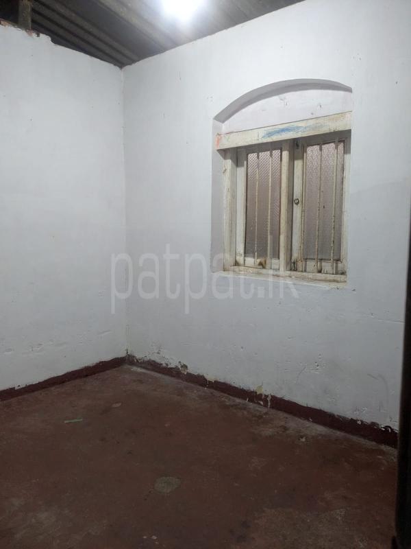 patpat.lk Facebook ad: Prime properties at the best prices.