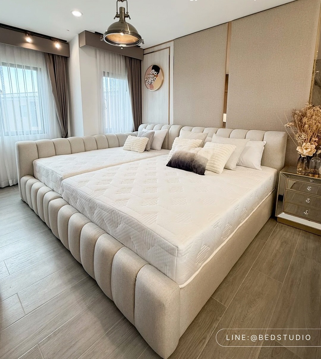 Bedstudio โรงงานผลิตเตียง โซฟาเบด บุผนัง Facebook ad: แชร์ไว้ก่อน รีวิวเตียง โซฟา บุผนัง สวยหรู…