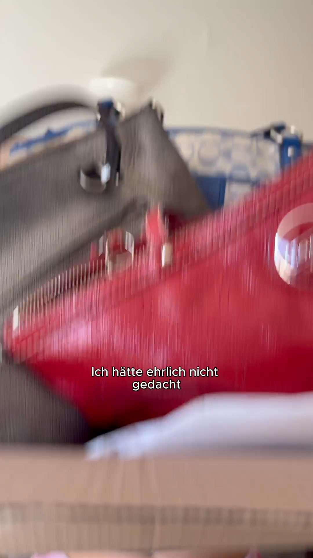 Whatnot Facebook ad: Taschen-Community beitreten