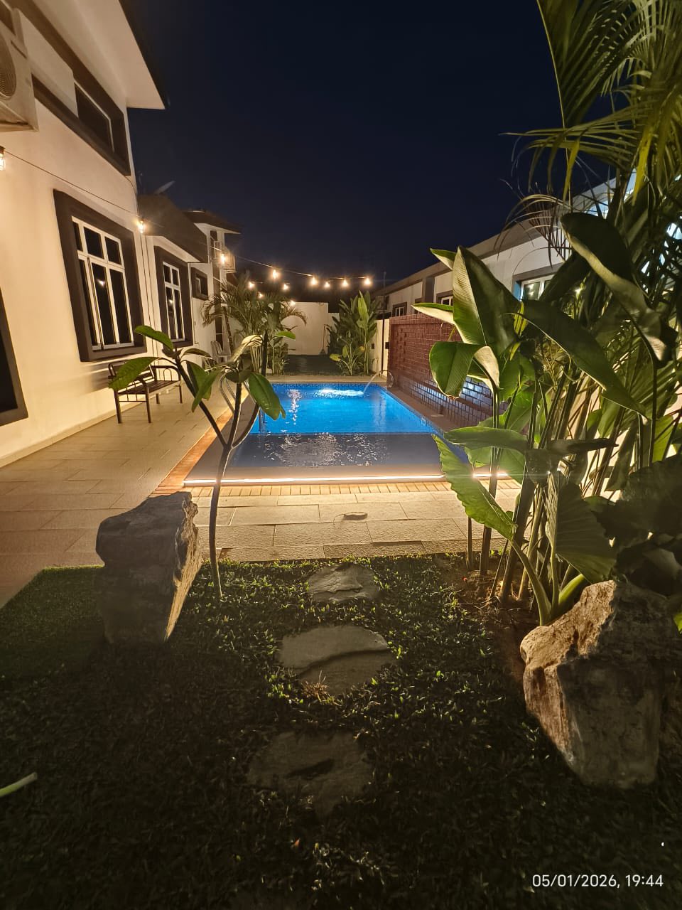 D&K Melaka Homestay Facebook ad: D&K MELAKA HOMESTAY, WAJAH BARU, LEBIH PREMIUM!