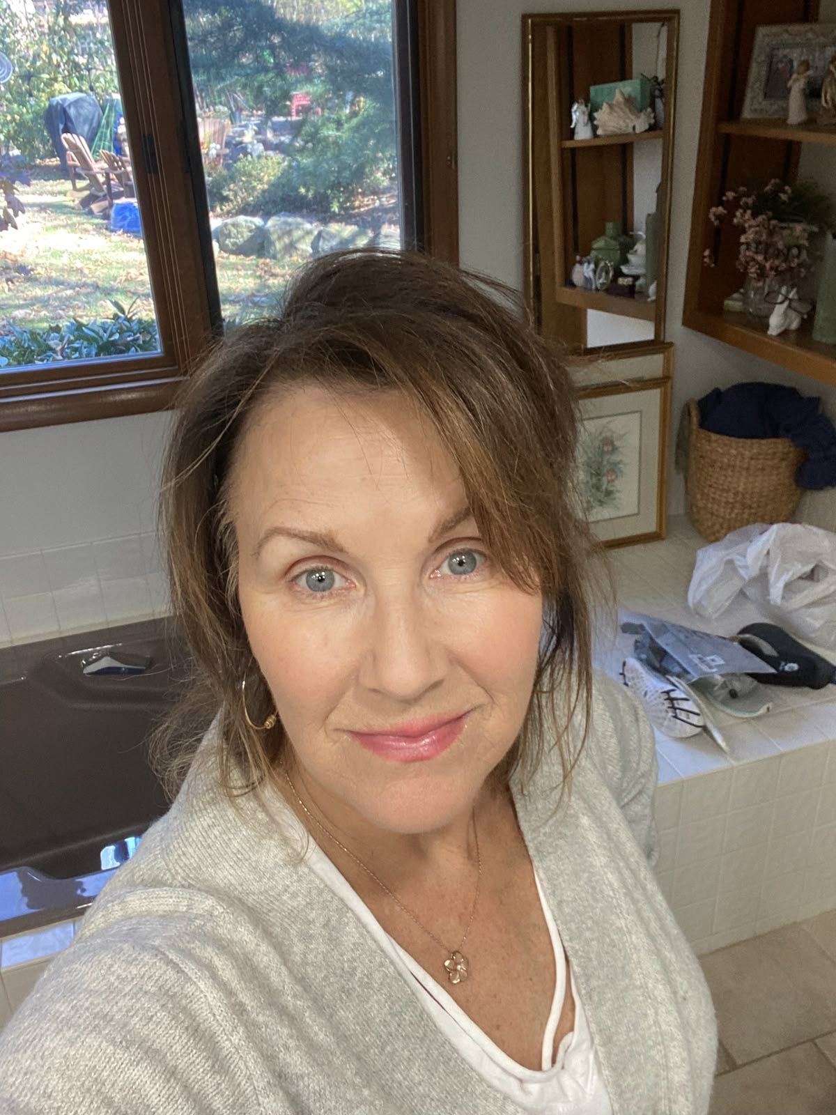 Linda Harper Facebook ad