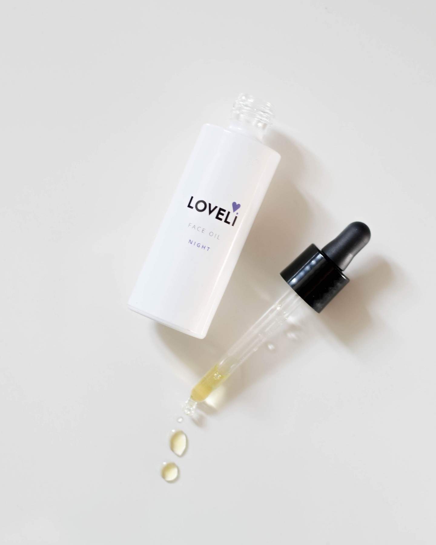 Loveli Facebook ad