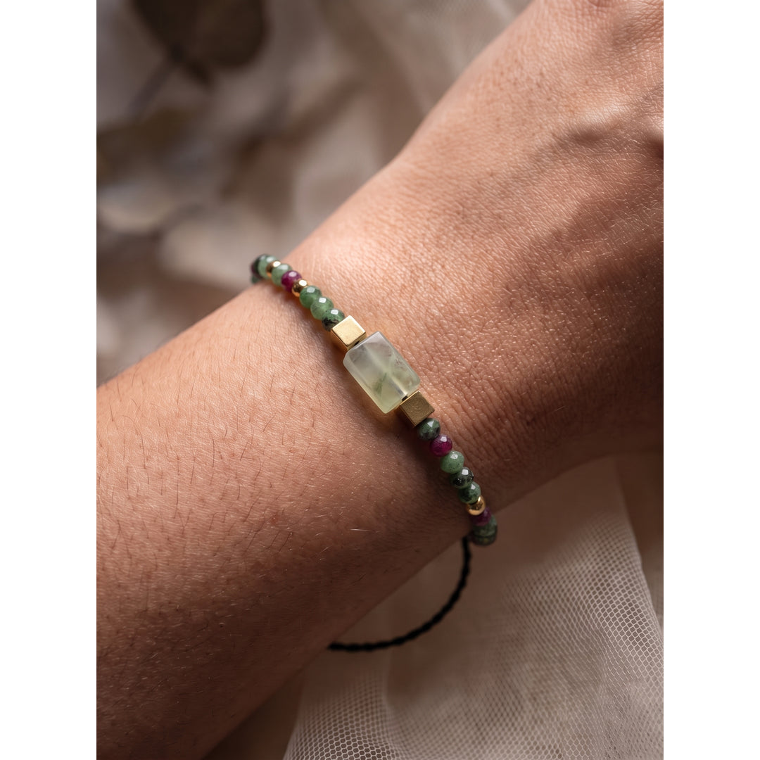 Healyourqi Facebook ad: This Raksha Bandhan, gift your brother an exquisite…