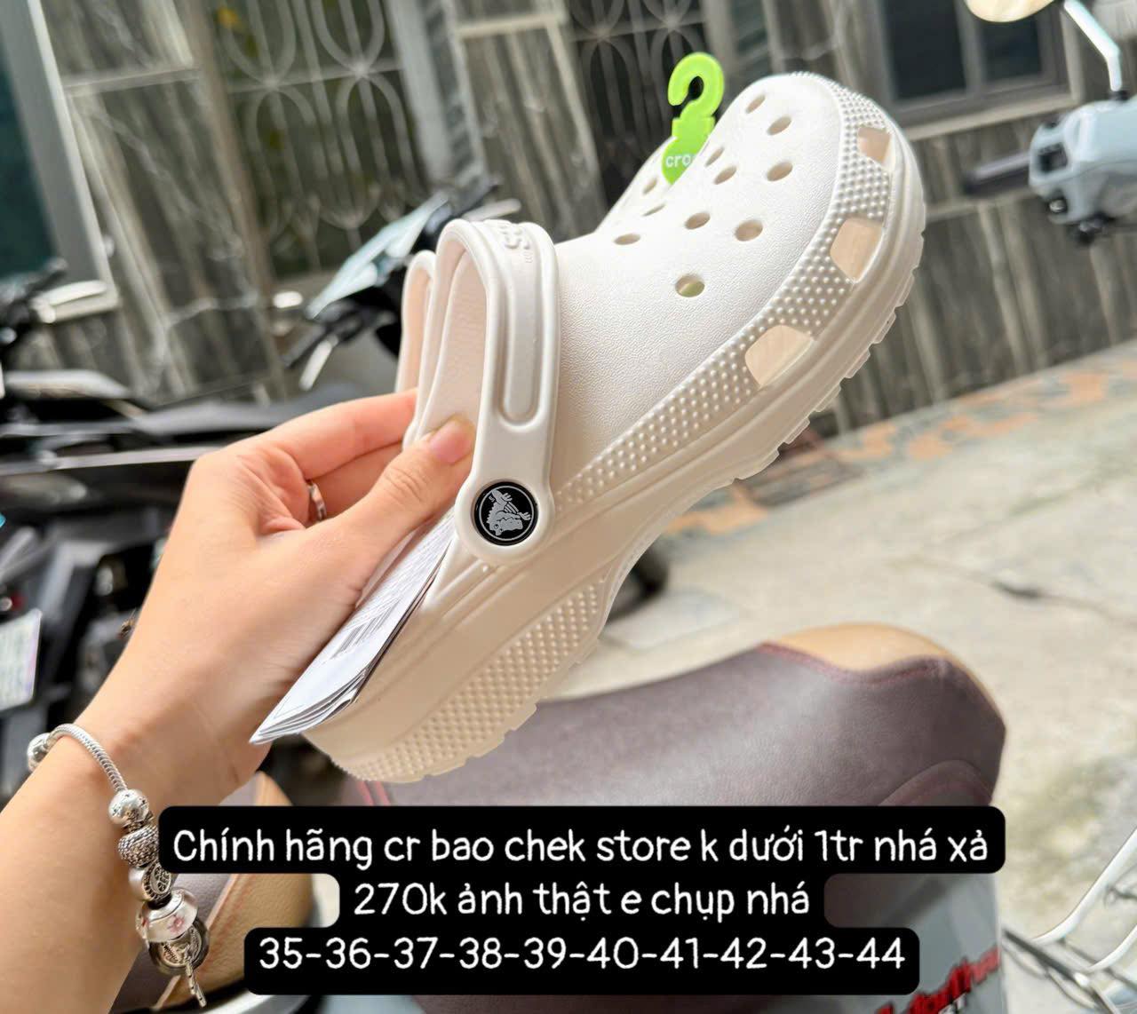 Thảo Boutique Facebook ad