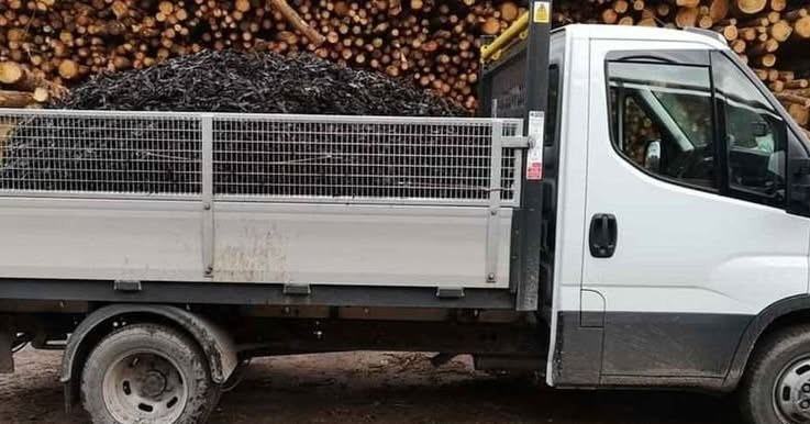 Stephen Armstrong Facebook ad: Bark Mulch, Compost