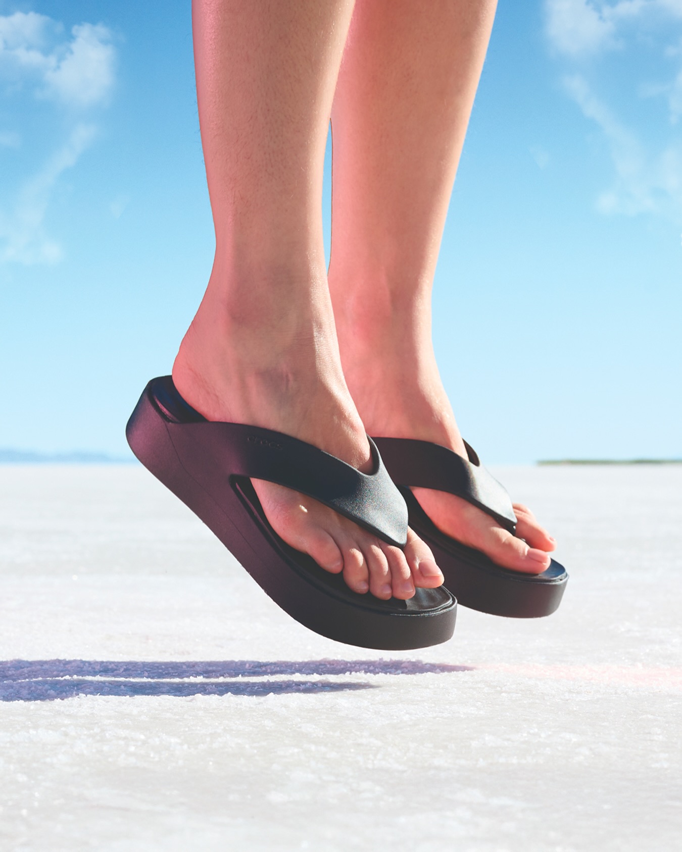 Crocs Facebook ad: Lleva el confort y estilo al siguiente nivel…