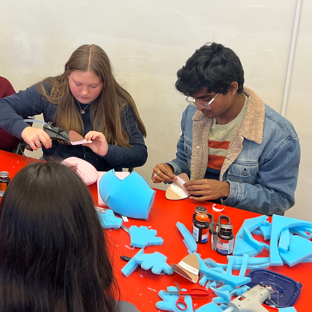 Center for Puppetry Arts Facebook ad: Camp for Grades K-12