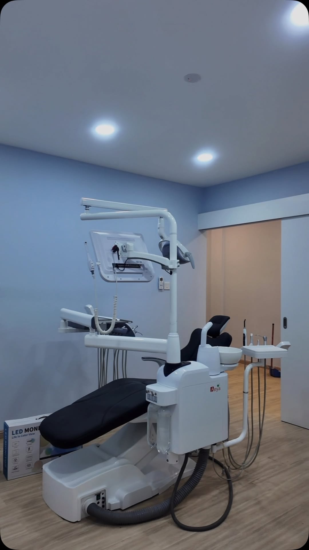 Klinik Pergigian Arden Sungai Besar Facebook ad: Chat With Us