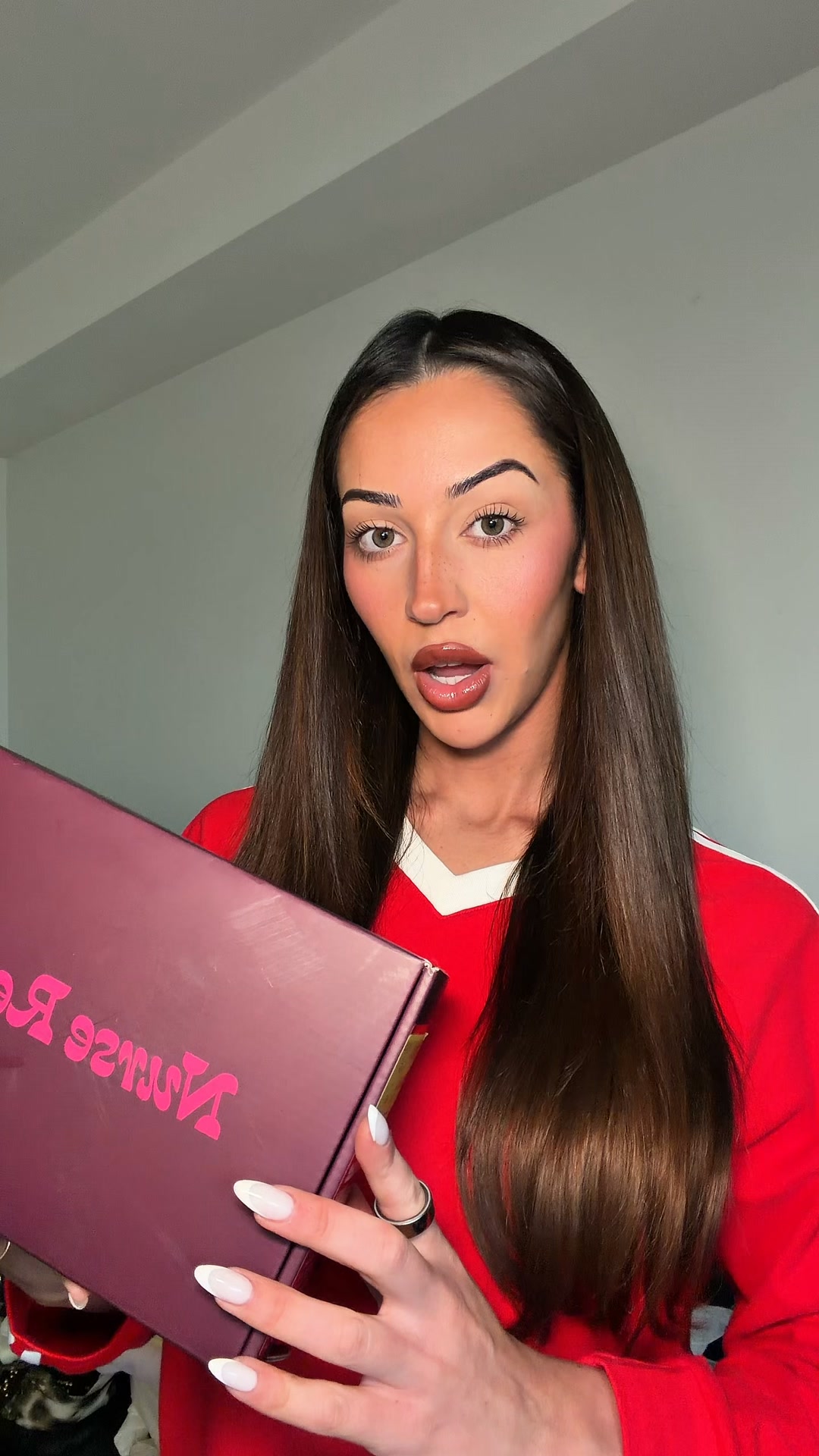 Nurse Renee Facebook ad: dc: KAITLYN = 10% off