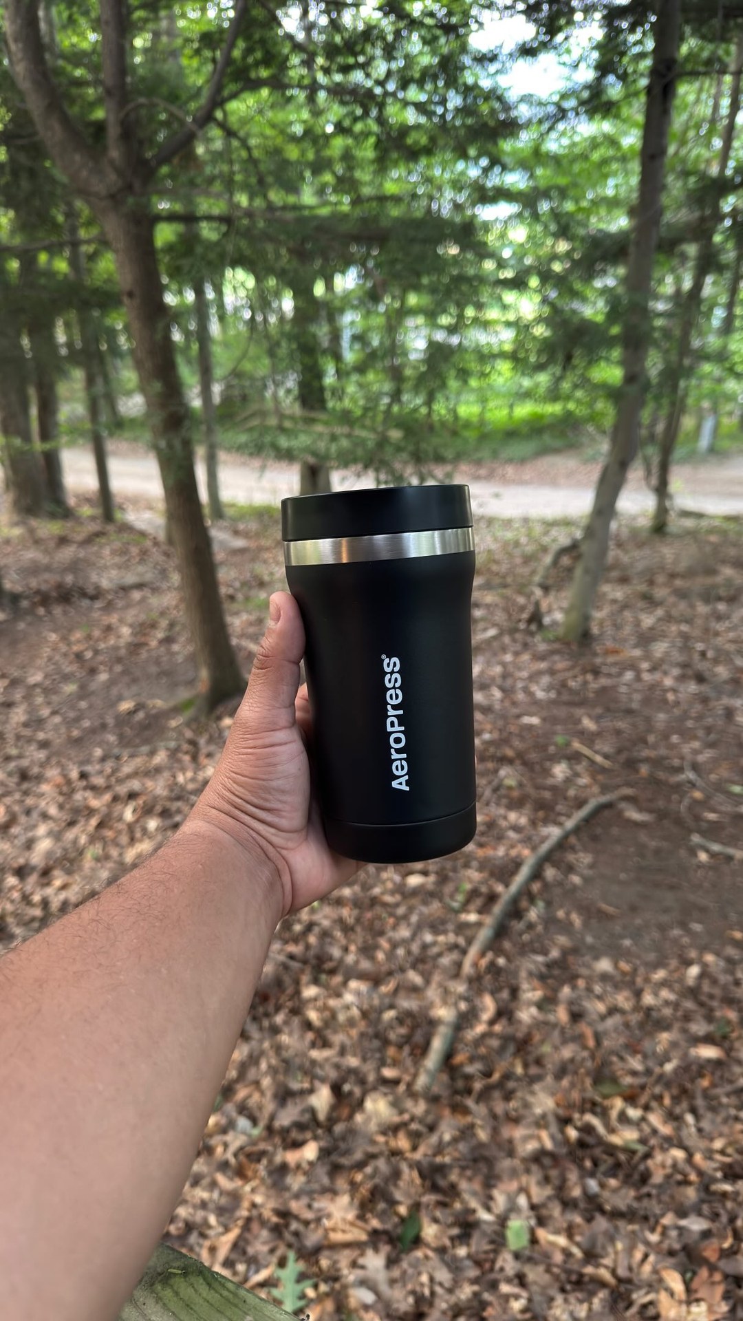 AeroPress Facebook ad: Lo primero que meto en mi maleta… no…