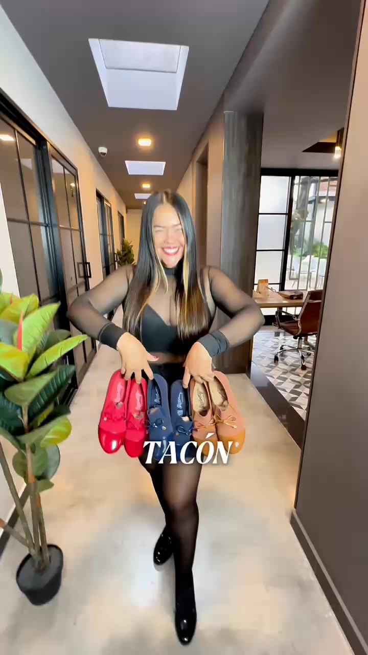 Botines Latinas Colombia Facebook ad: Pagas al recibir