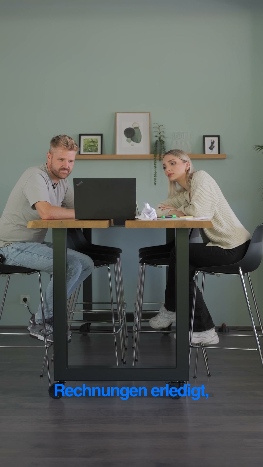 WISO MeinBüro Facebook ad: Weniger Büro. Mehr Zeit fürs Business.