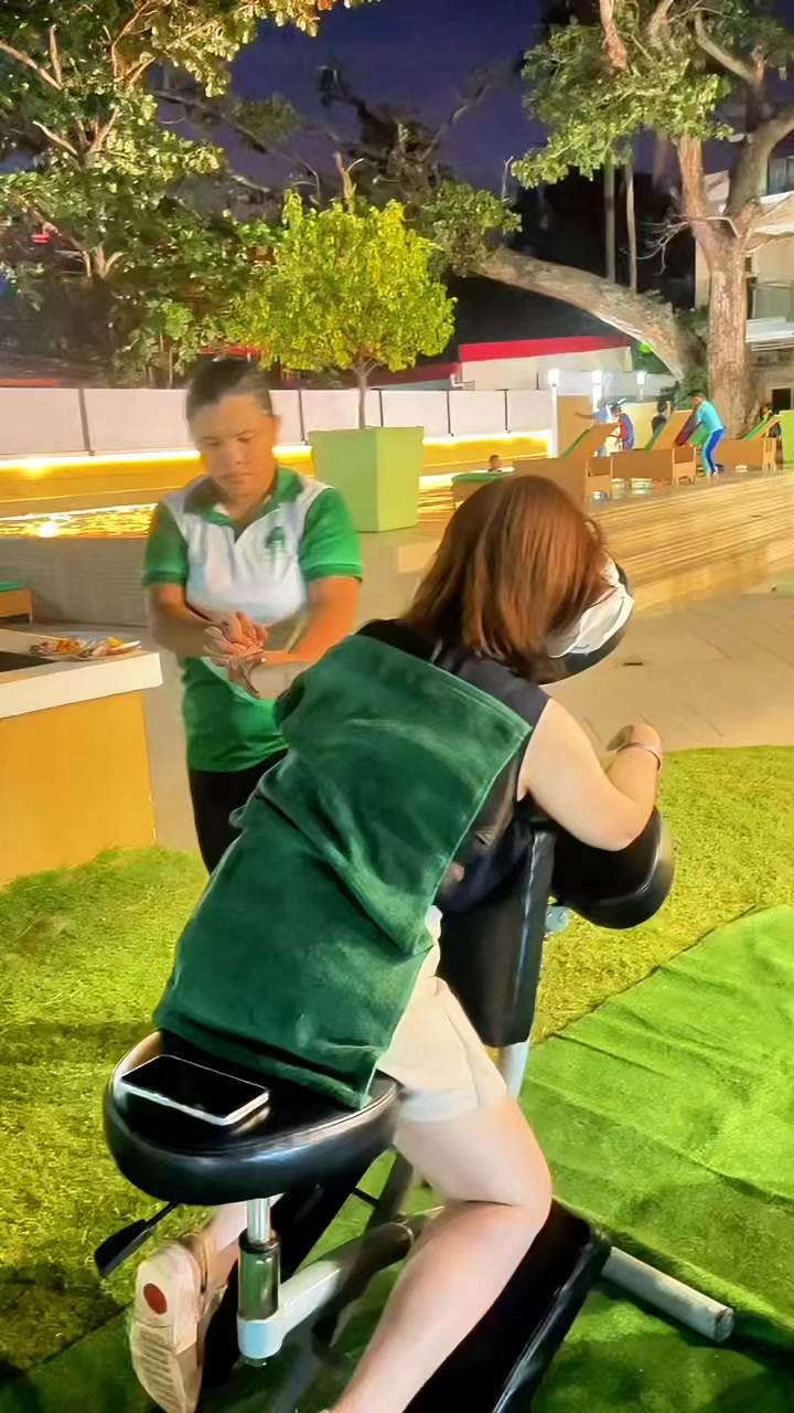 At Home Massage & Spa Lagtang Talisay Branch Facebook ad: 𝗣𝗹𝗮𝗻𝗻𝗶𝗻𝗴 𝗮 𝗖𝗼𝗿𝗽𝗼𝗿𝗮𝘁𝗲 𝗘𝘃𝗲𝗻𝘁 𝗼𝗿…