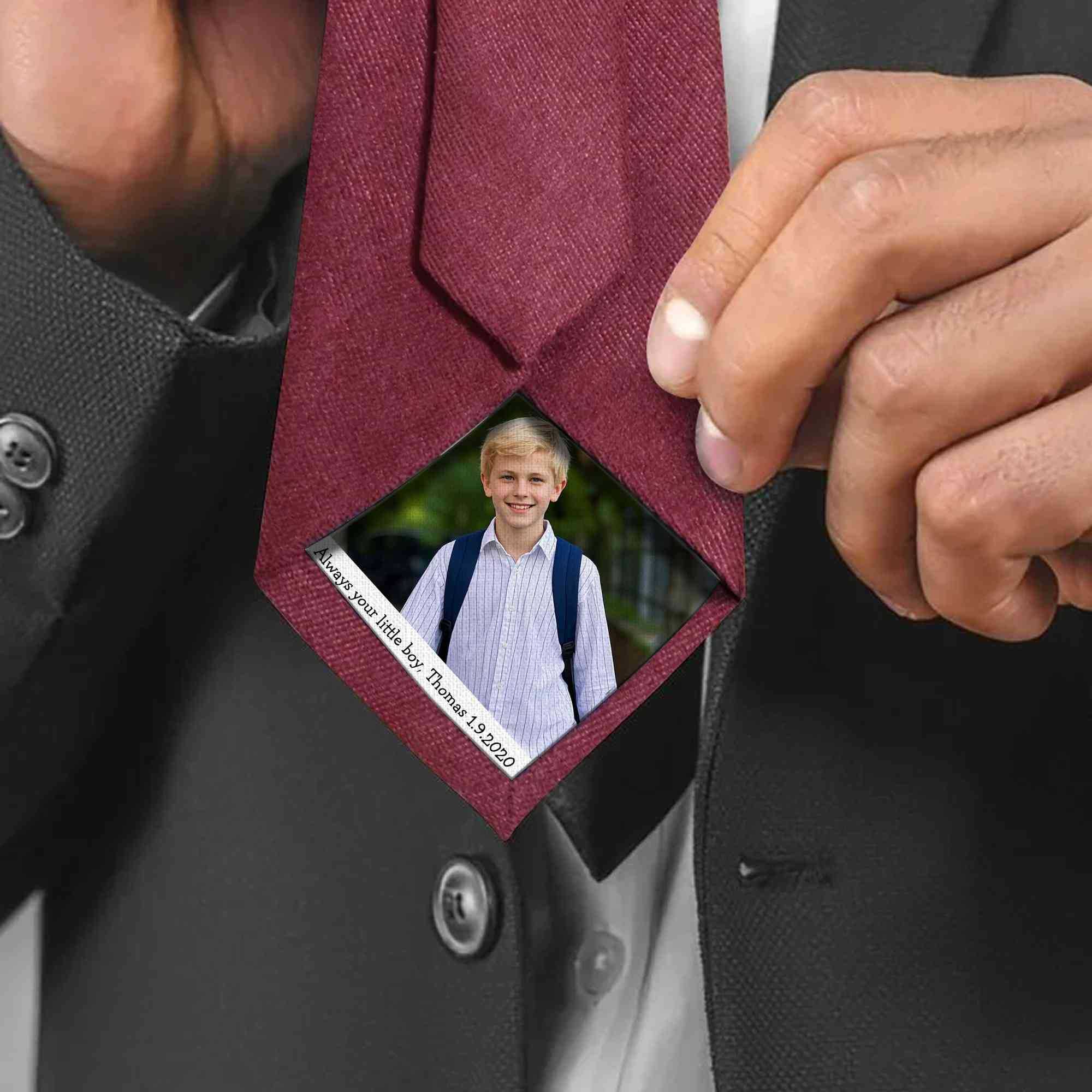 Bekommenamenskette Facebook ad