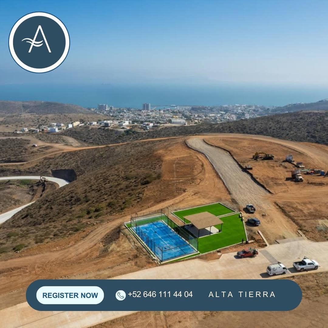 Johana Escobar Facebook ad: Descubre una zona exclusiva en Ensenada Baja California…