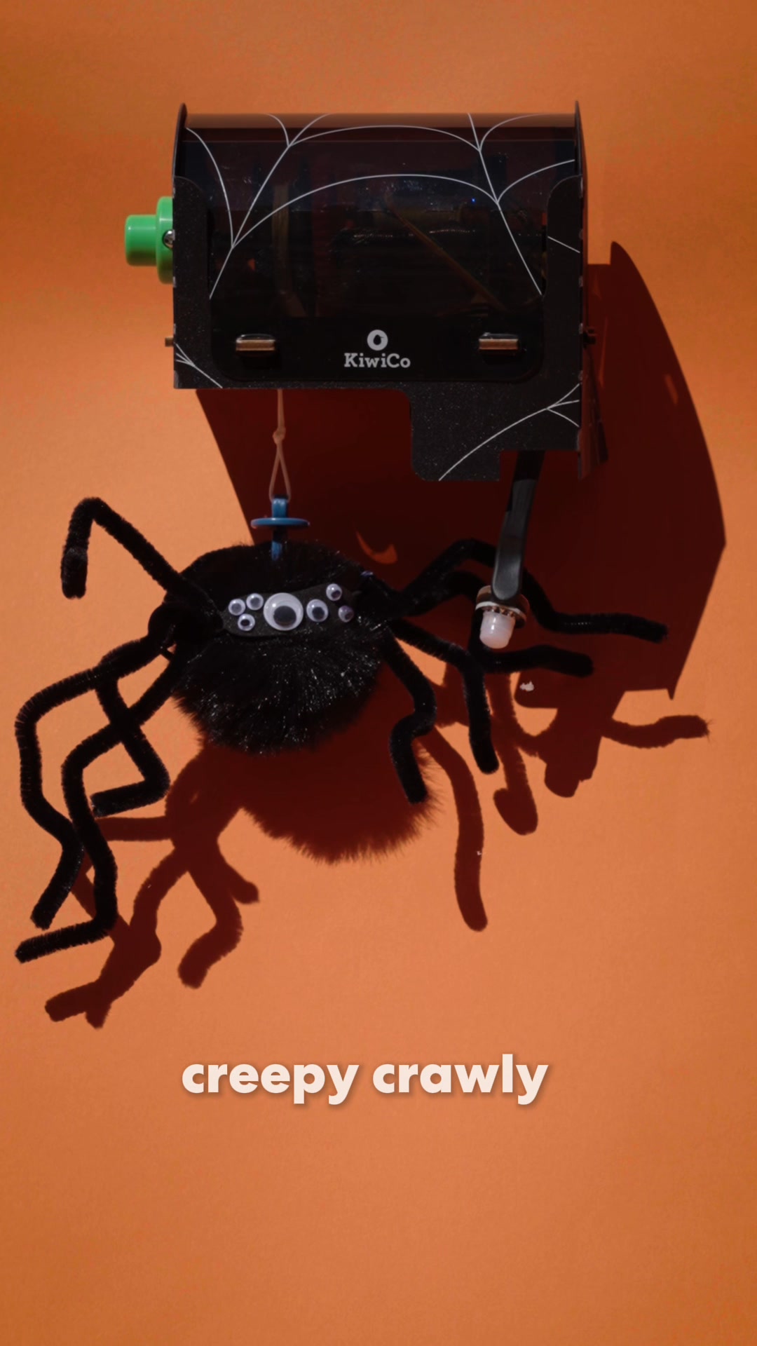 KiwiCo Facebook ad: Hands-on Spooky Science