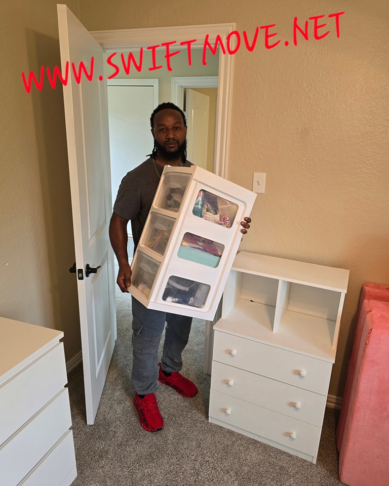 Swift Moves Facebook ad