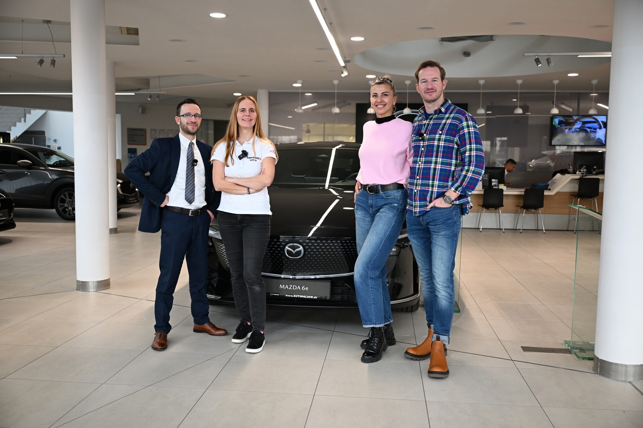 AutoPalace Panónska Facebook ad: Keď sme pred pár týždňami stretli s Luckou…