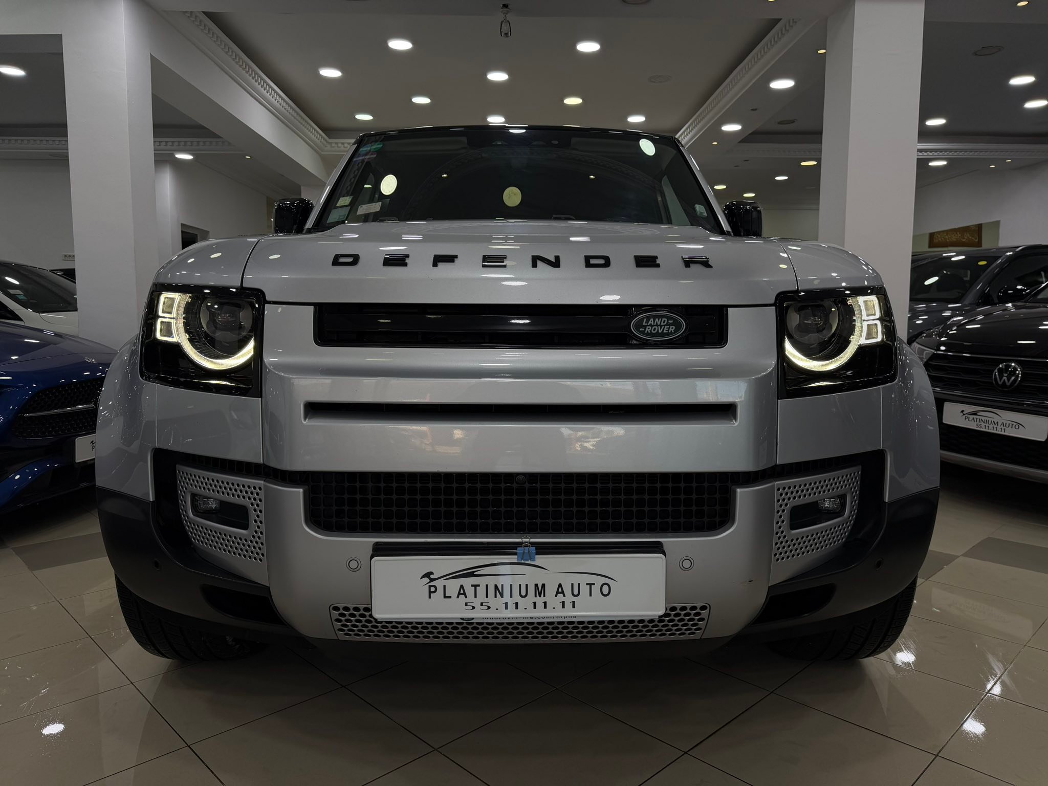 Golden Cars Facebook ad: LAND ROVER DÉFENDER FIRST ÉDITION