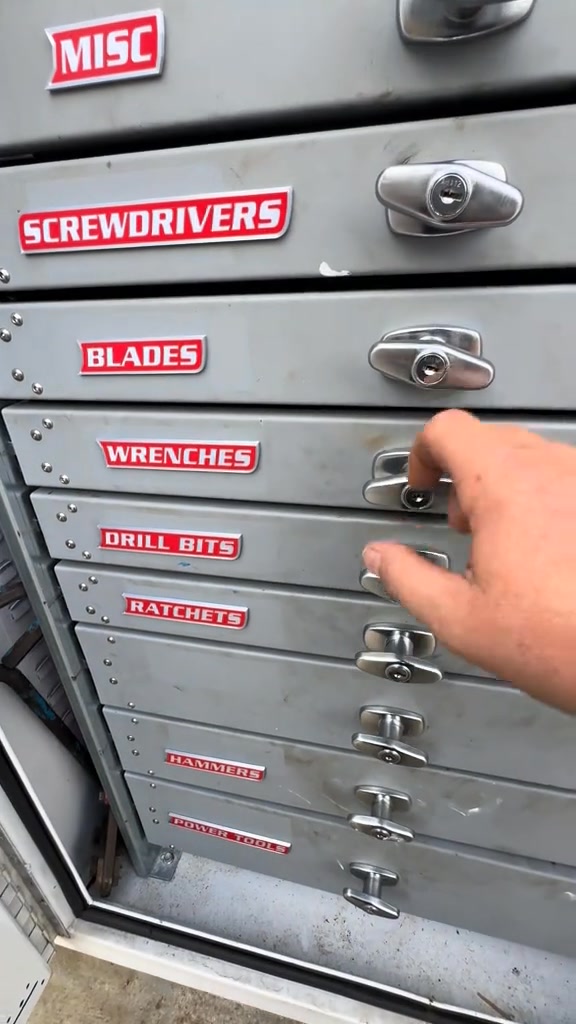 Benighty.BE01 Facebook ad: Custom Premium Magnetic Toolbox Labels for Tool…