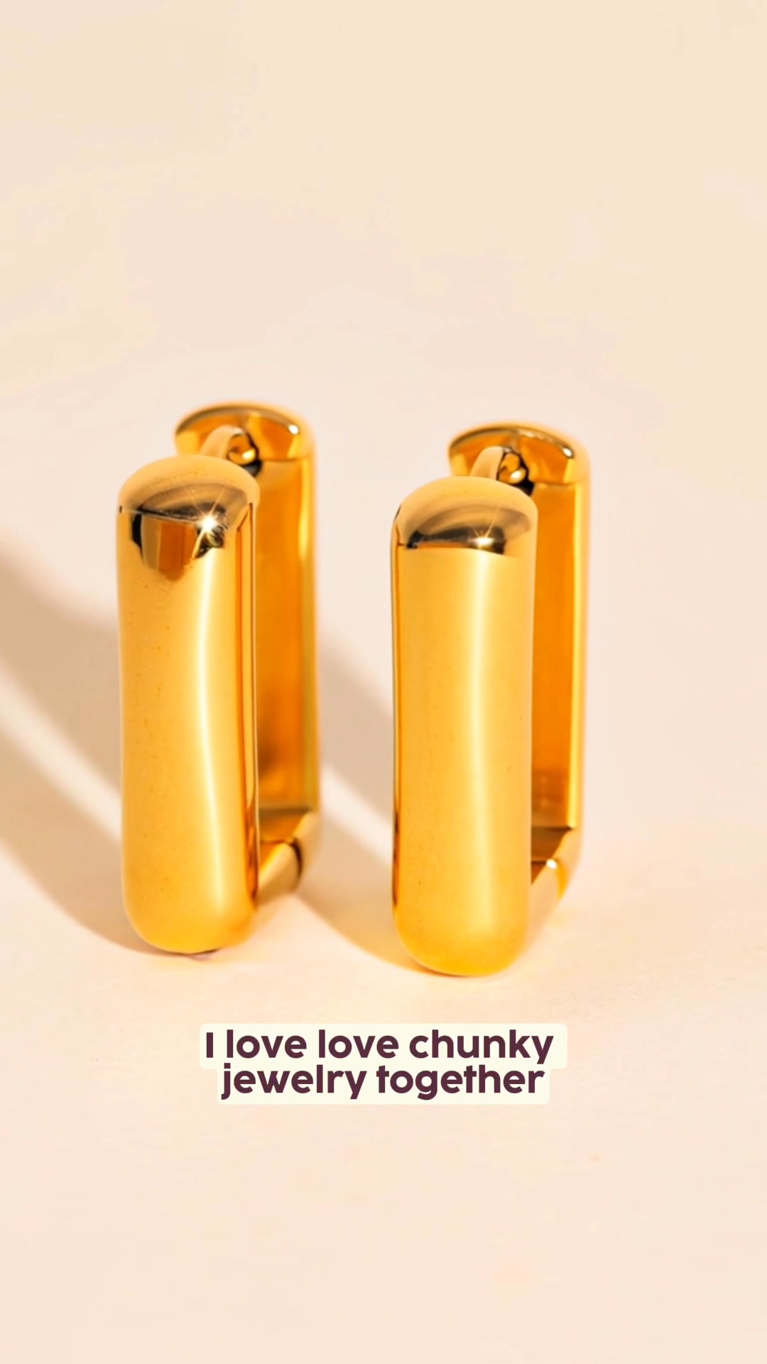 Oh Clementine Facebook ad: 24/7 Comfort Earrings