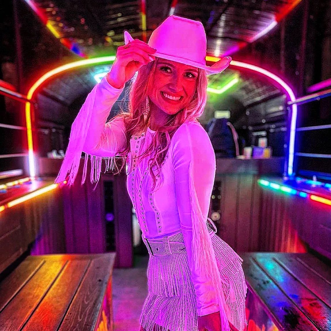 nashville.bachelorette.party Facebook ad: ATTENTION Nashville bachelorette planners