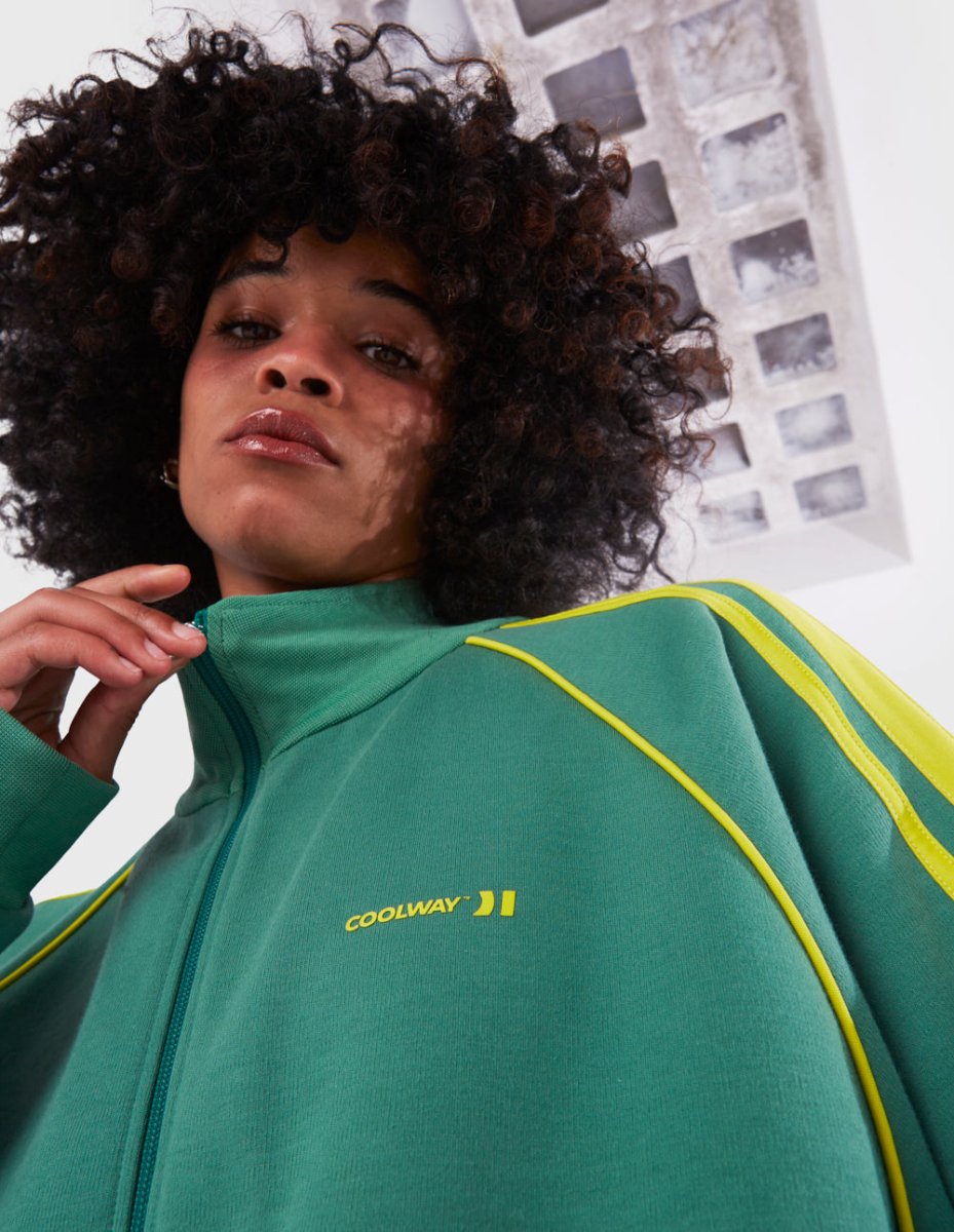 Coolway Facebook ad: Unleash your urban style!