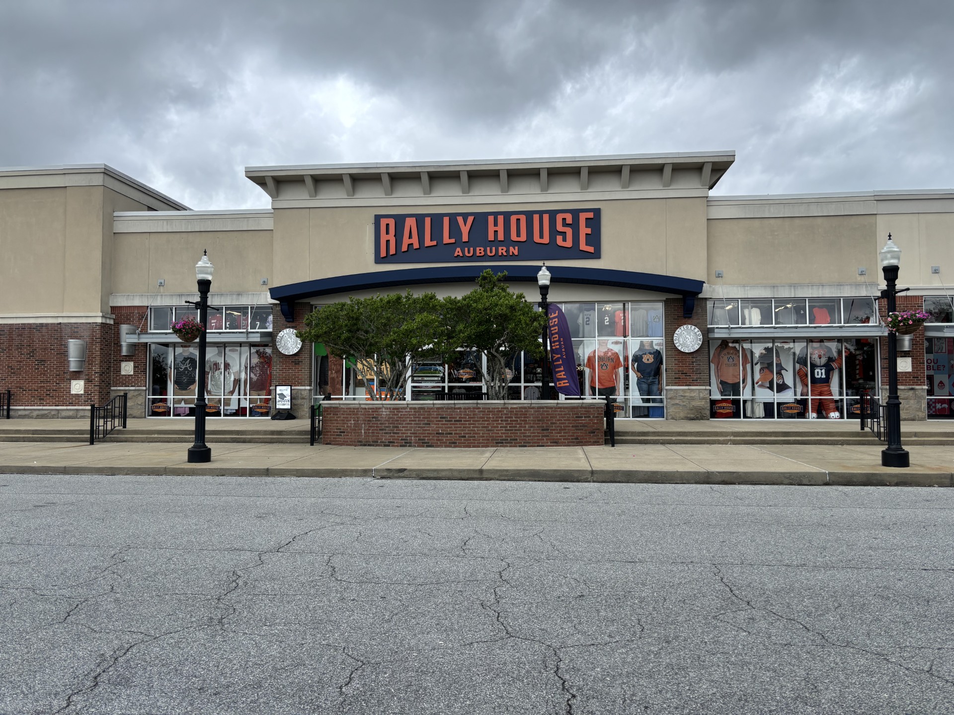 Rally House Facebook ad