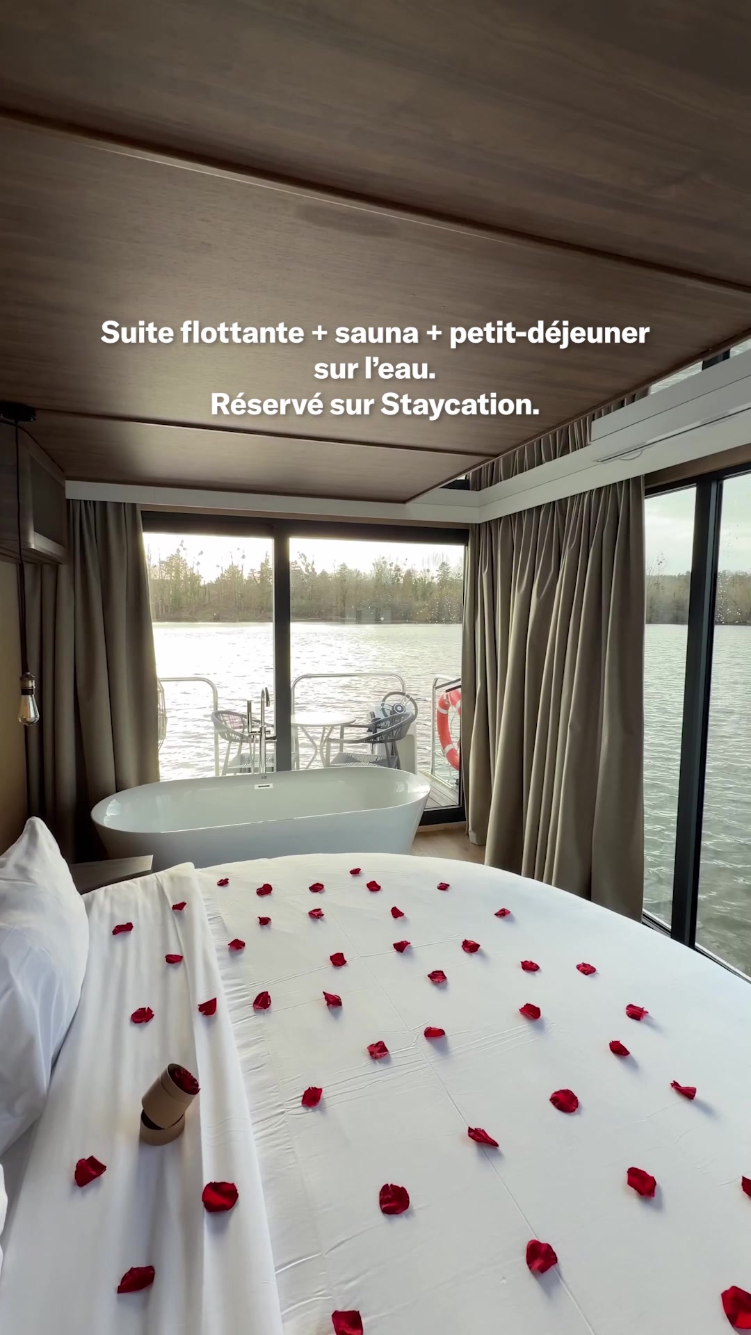 Staycation Facebook ad: Réservez 24h dans un hôtel de luxe