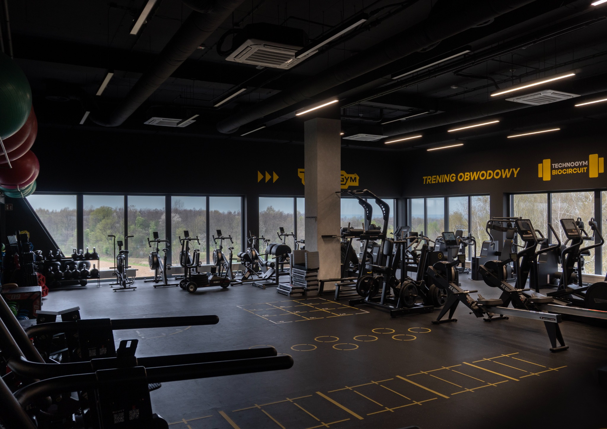WR Sport - Centrum Sportu i Rozrywki Facebook ad: WR Sport, the most complete sports & wellness centre in…