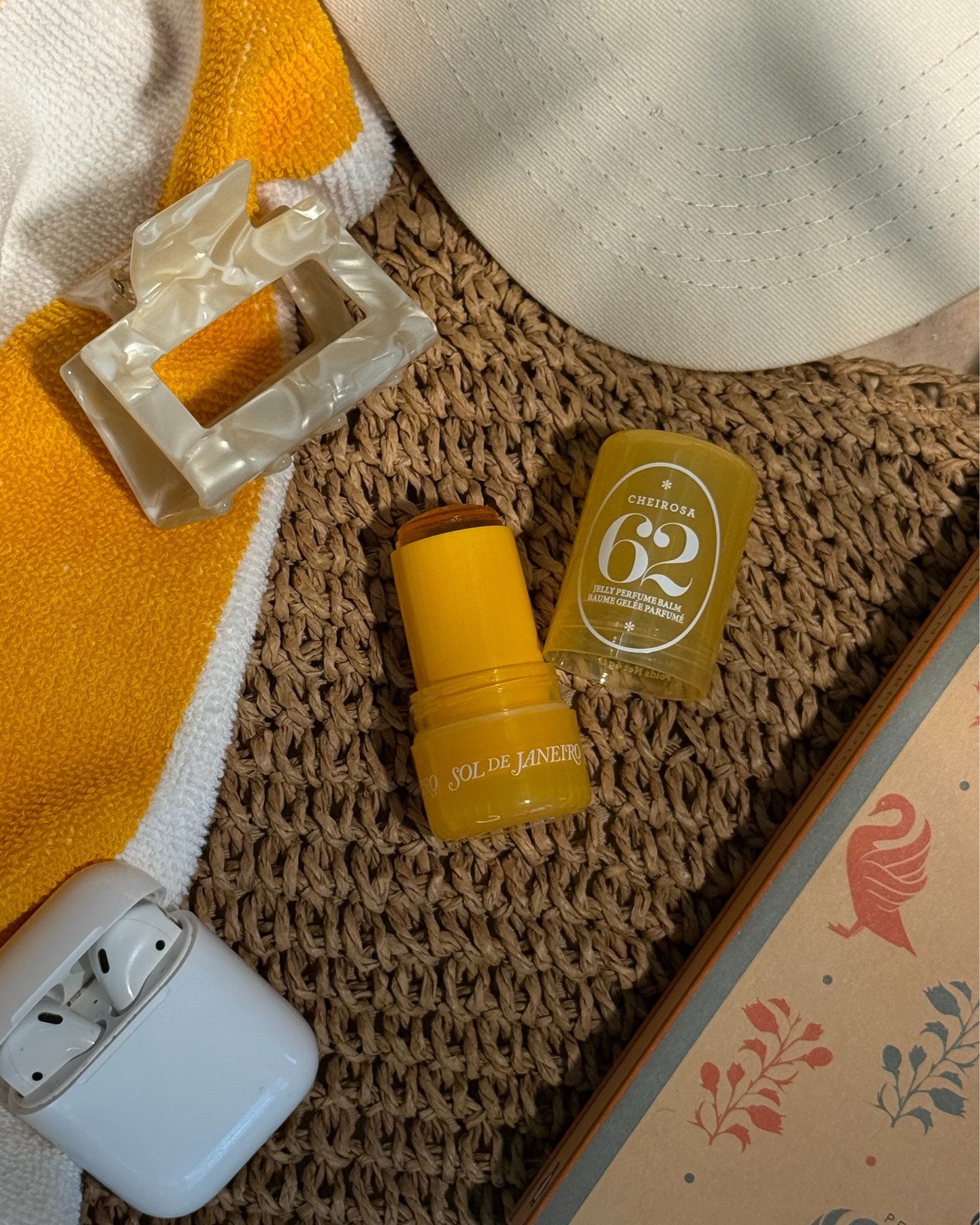 Douglas Cosmetics Facebook ad