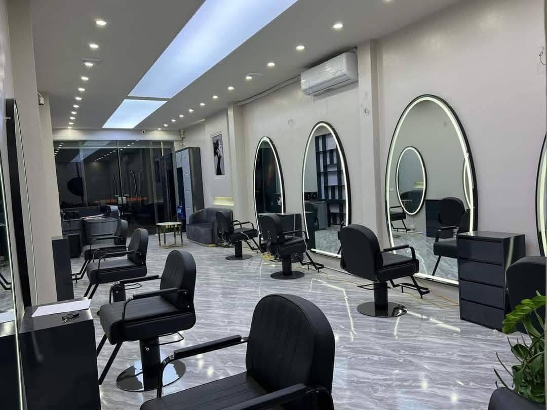Nội Thất Salon Nail Mi Spa Giá Xưởng Facebook ad: Bạn Đang Tìm Kiếm Một Mẫu Nội Thất…