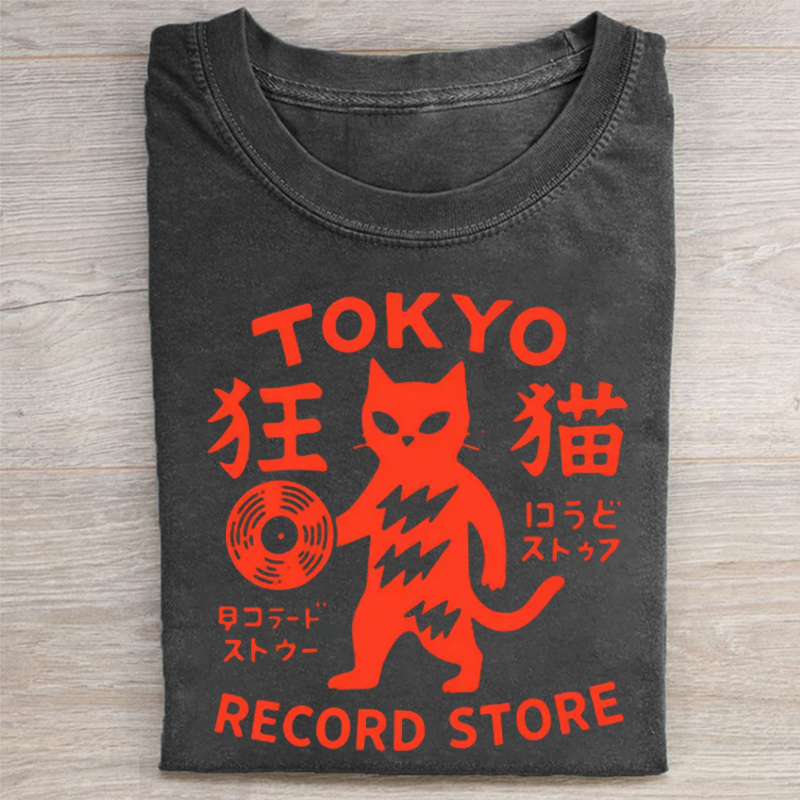 Shawncraftstudio Facebook ad: Cat Vinyl Record Player Rock T-shirt