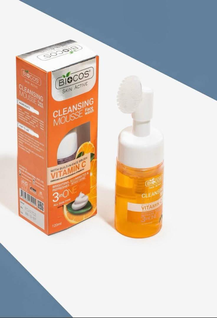 Aïcha Kouyaté Cosmétique Facebook ad