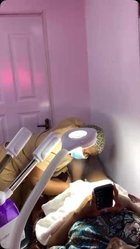 Facial Bigben Facebook ad: Offer Offer Offer muite na mwenzako asiikosee Waxing…
