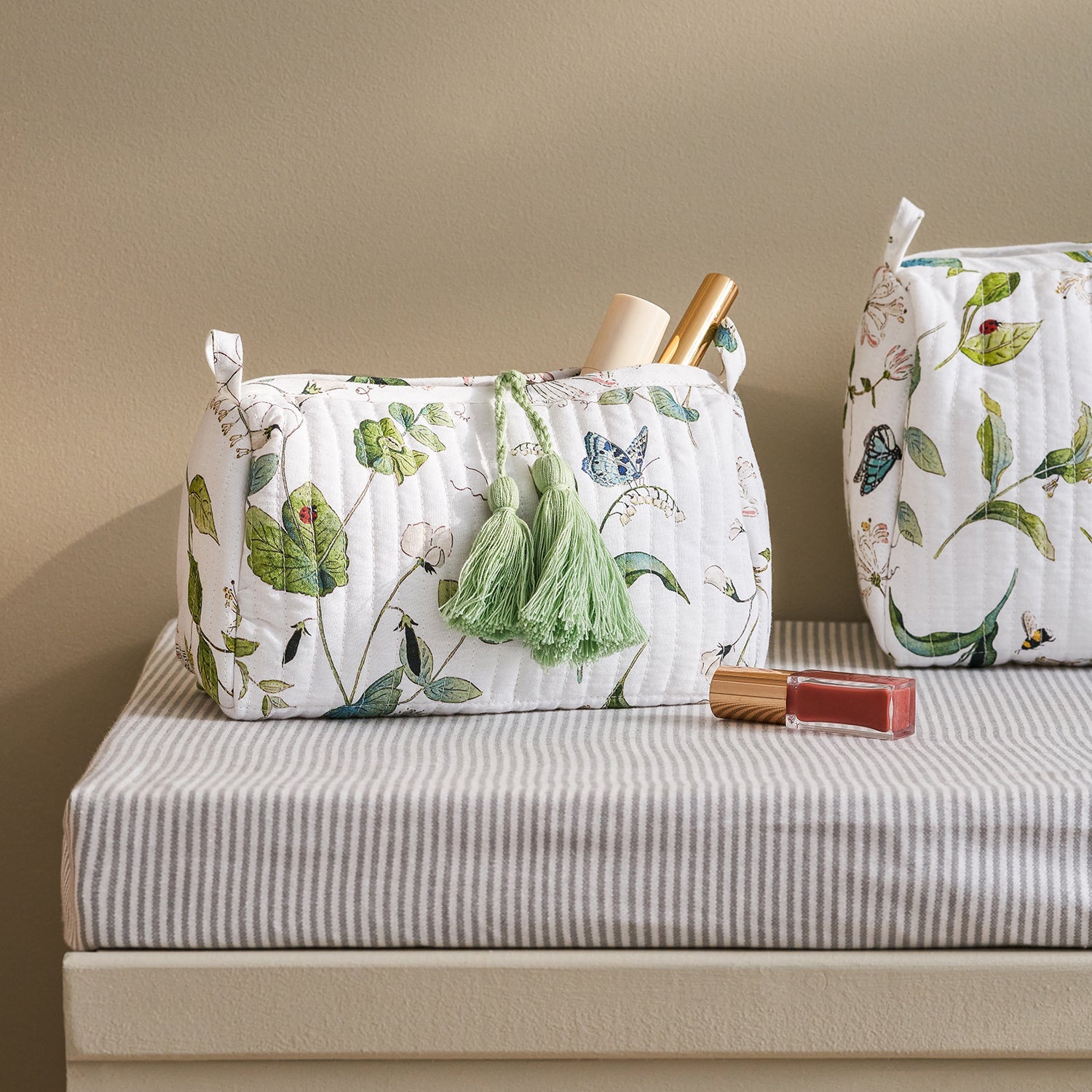 Sophie Allport Facebook ad