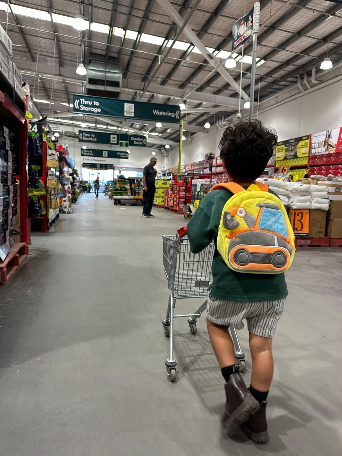 Little Me Little You co Facebook ad: Just a little tradie doing the weekly Bunnings…