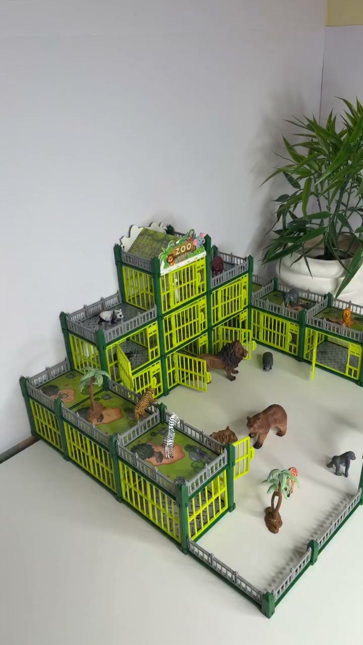 Tiny Dreams UK Facebook ad: #1 Build Your Own Zoo