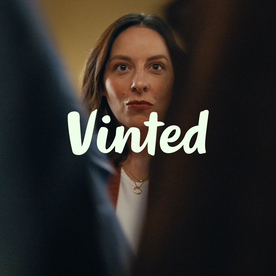 Vinted Facebook ad: Clear your space, earn extra cash