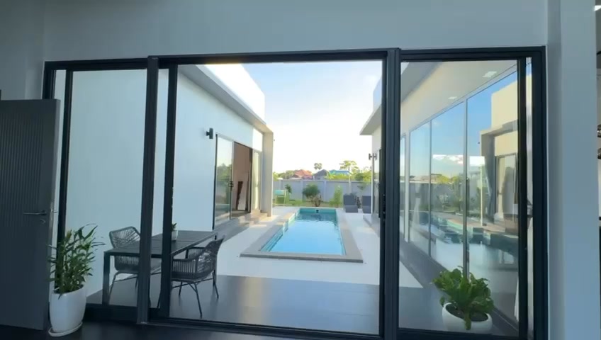 Shopping-D lao online supermarket Facebook ad: Modern House for Sale
