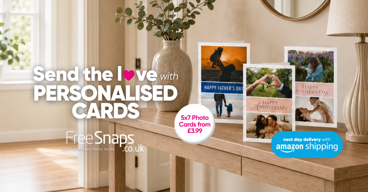 Freesnaps Facebook ad: Personalised Photo Cards From £3.99