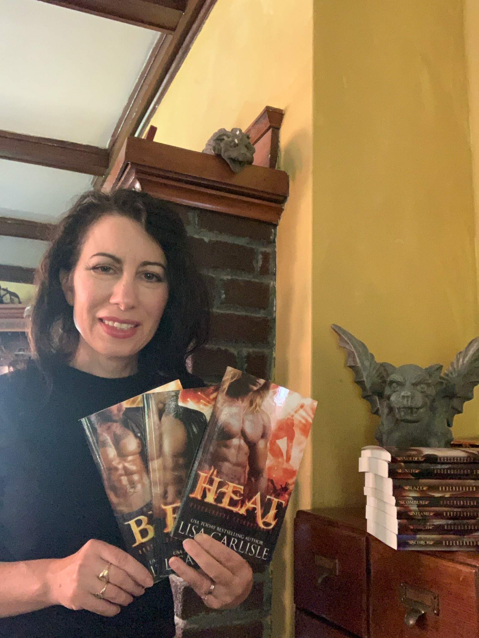 Lisa Carlisle, Author Facebook ad: Paranormal Romance Bundle at 40% Off!