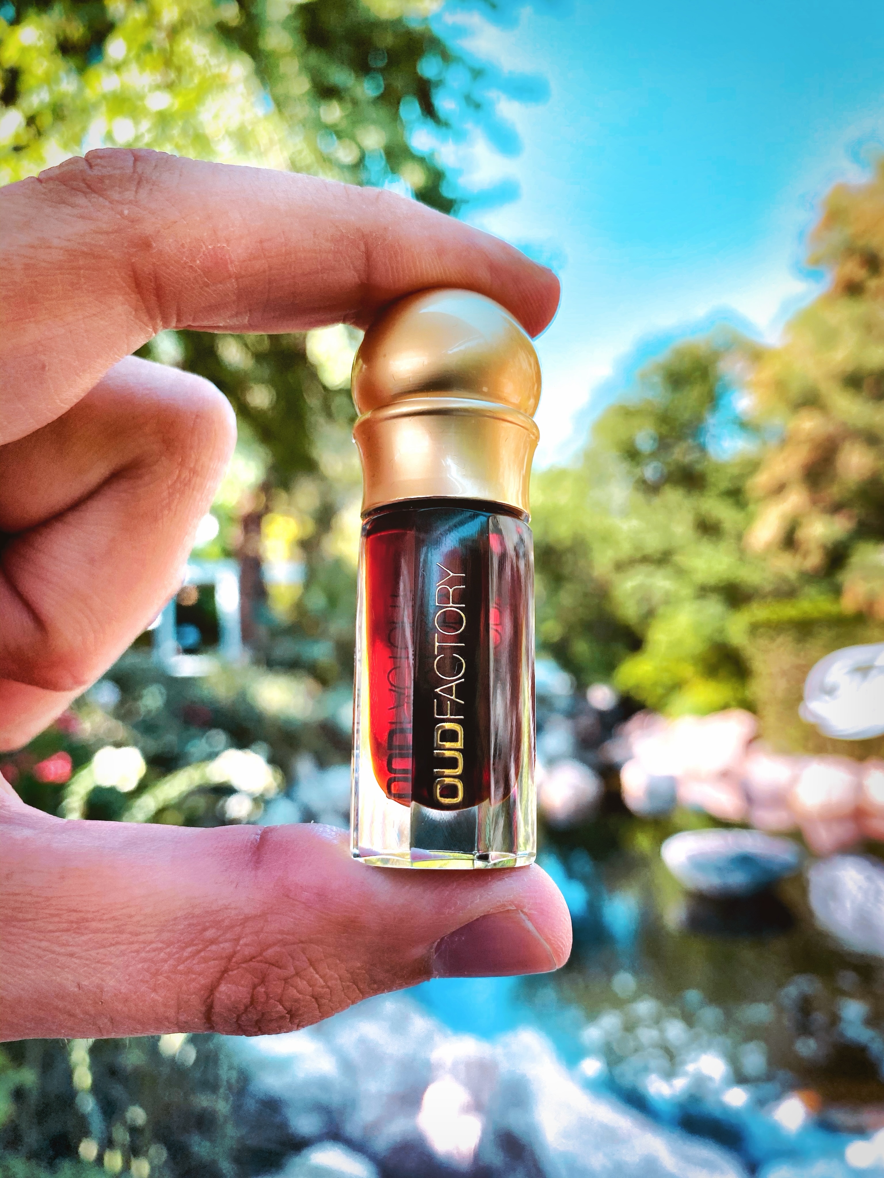 Oud Factory - مصنع العود Facebook ad: Oud Factory | Leading Online Oud Perfumes & Fragrance Oils