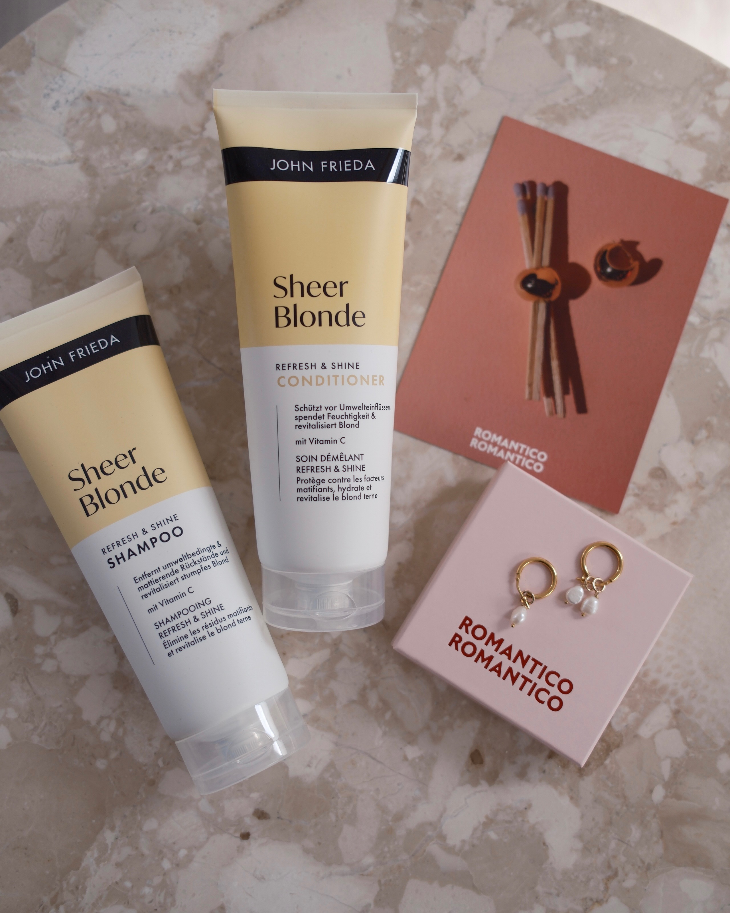 John Frieda DE Facebook ad: GLOW GIVEAWAY
