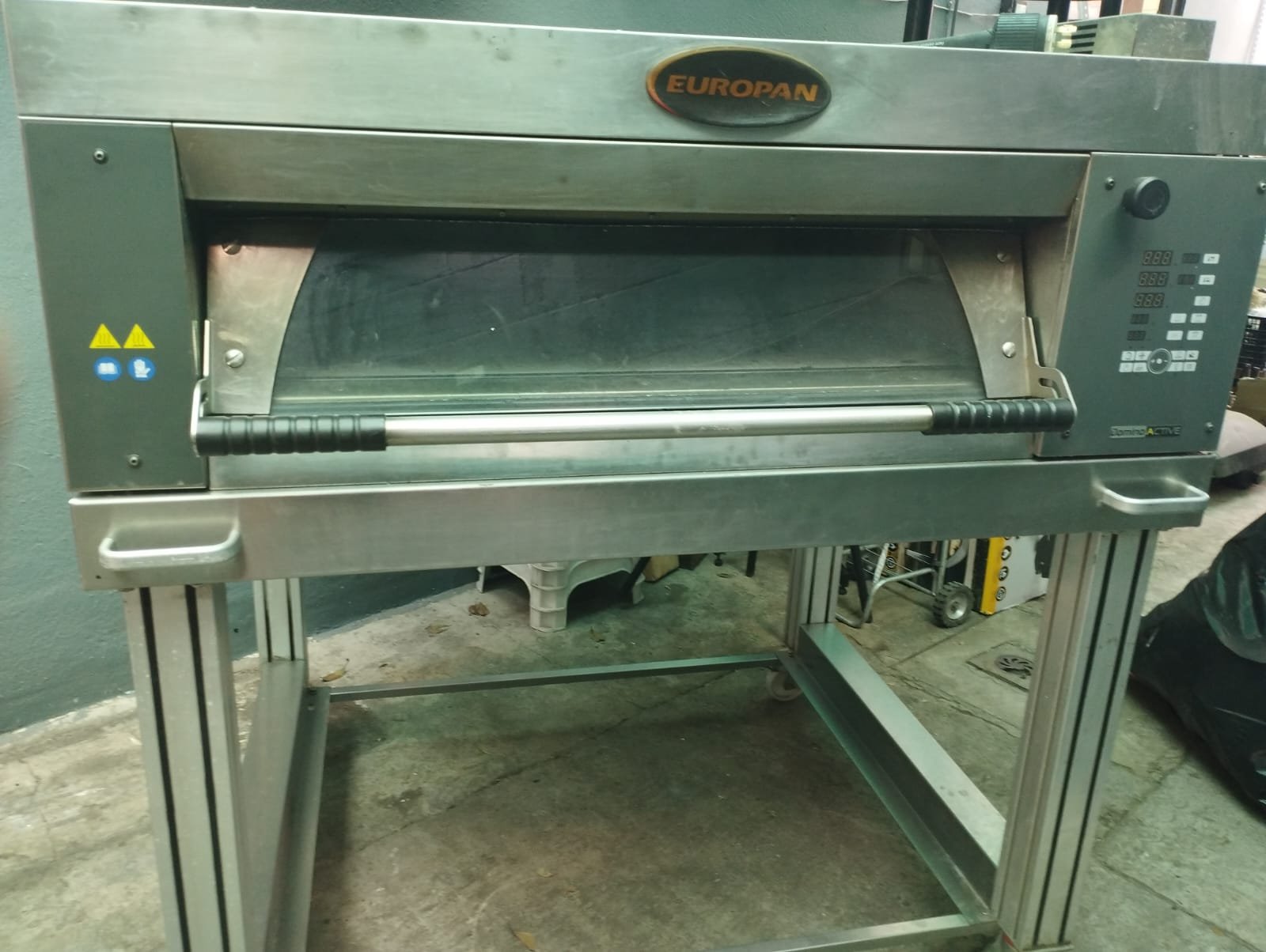Miyamin Hay Facebook ad: Horno Eléctrico Domino 2t 4680 1c (u18) Act 220v/60hz Pizza