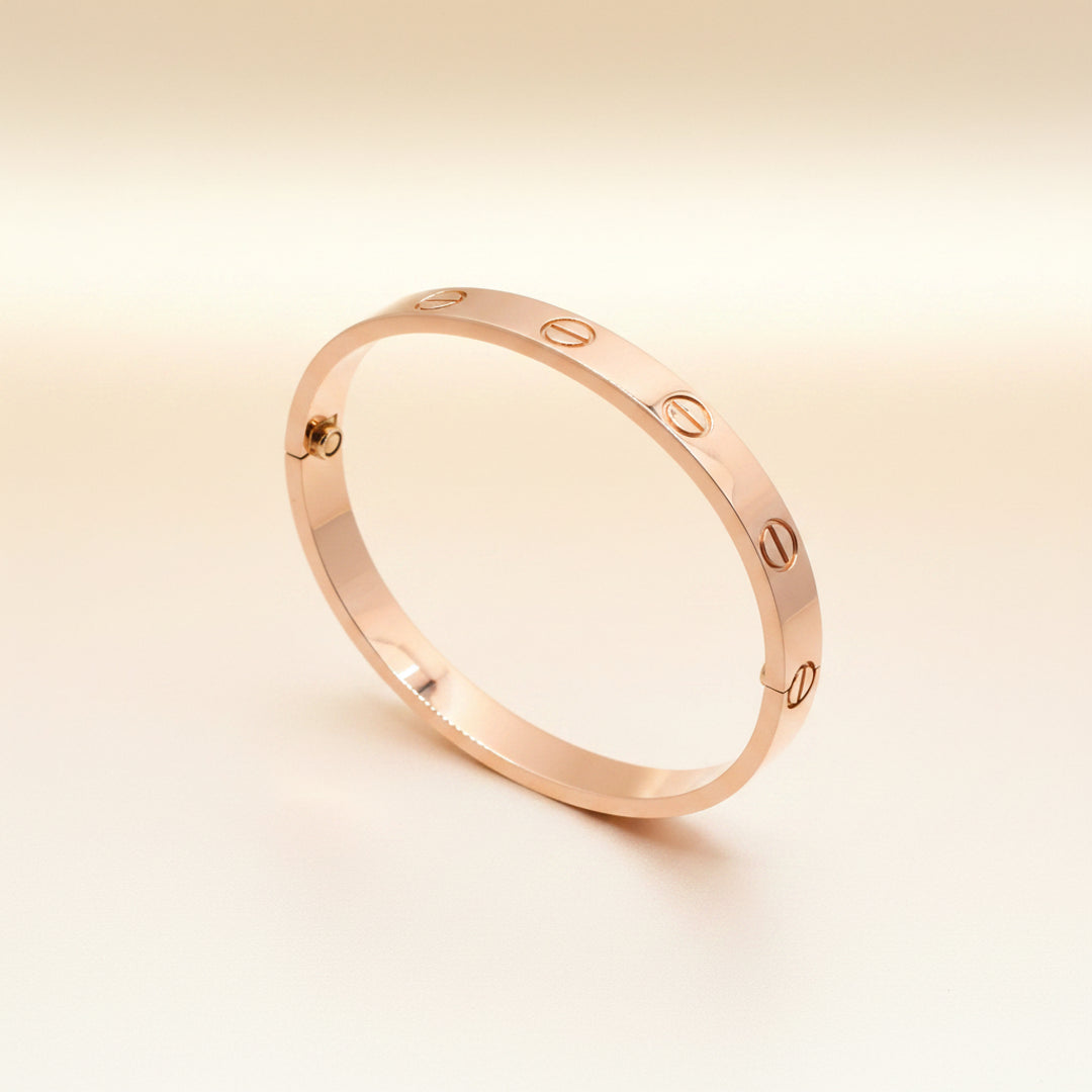 Blingbio Jewelry Facebook ad