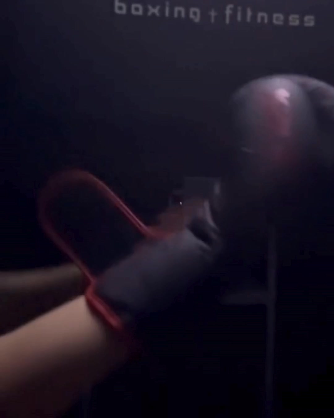 A-WORX boxing+fitness Facebook ad