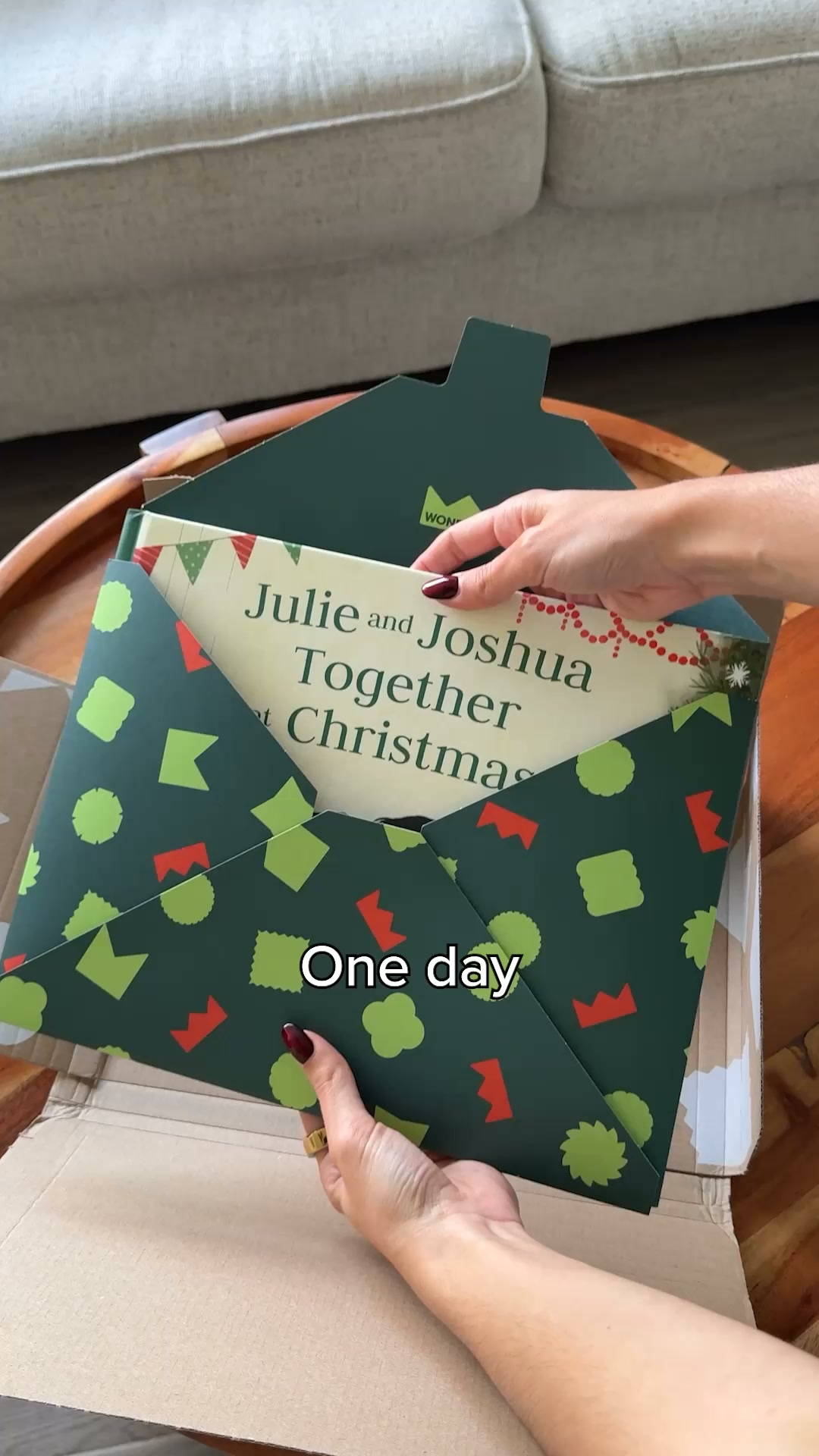 Wonderbly Facebook ad: A festive sibling story
