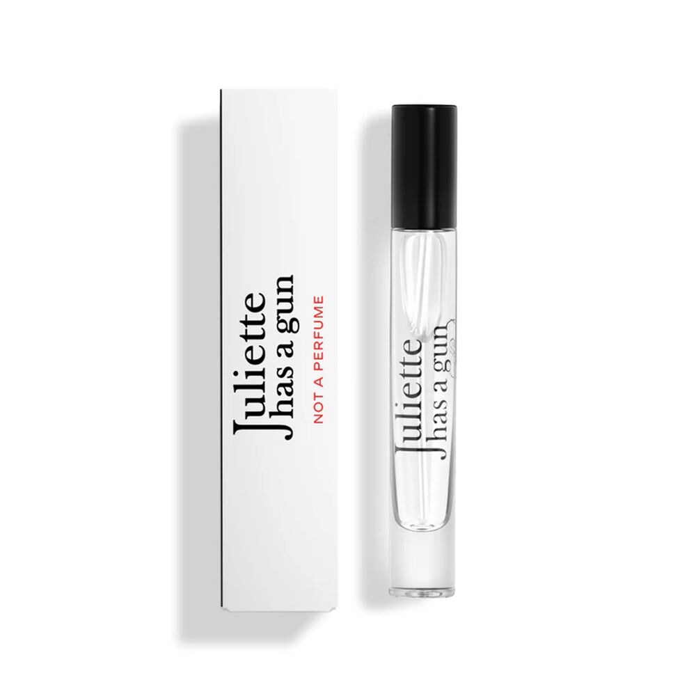 SEPHORA Facebook ad: Descubre el aroma que mejor hable por ti…