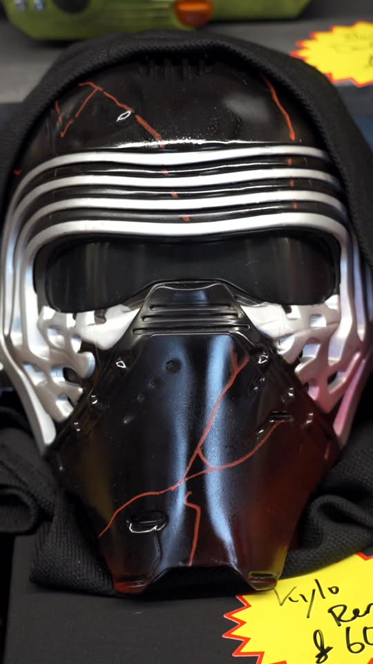 Brighton Comic-Con Facebook ad: The Ultimate Comic-Con Experience returns to Brighton!